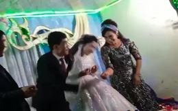 Chú rể 'combat' cô dâu ngay trong đám cưới