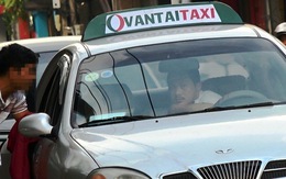 Thâm nhập đường dây taxi dù “chặt chém” khách