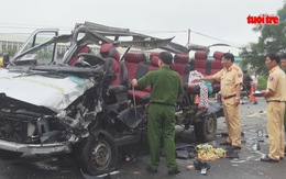 Hai xe khách tông nhau, 6 người chết, nhiều người bị thương