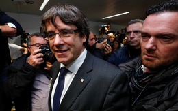 Thủ hiến Catalonia bị phế truất không xin tị nạn chính trị