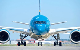 Máy bay Vietnam Airlines hạ cánh khẩn cấp để cứu hành khách