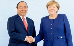 Thủ tướng Nguyễn Xuân Phúc chúc mừng bà Merkel thắng cử