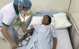 Đà Nẵng: Điều trị miễn phí người phụ nữ... ngủ ngồi