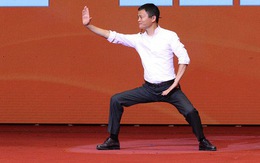 Một người lạy Jack Ma, đừng chê thanh niên Việt 'liếm giày tỉ phú'