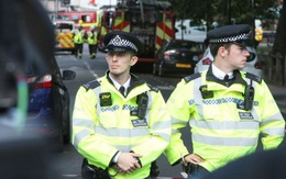 Anh tăng thêm 1000 cảnh sát sau khi bắt thêm nghi can khủng bố