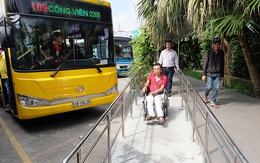 Người khuyết tật được mời trải nghiệm, góp ý cho xe buýt TP.HCM