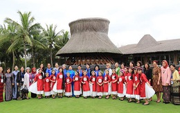 Các đệ nhất phu nhân tham dự APEC hội tụ tại Naman Retreat