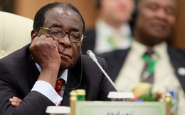 Video clip hài 'tổng thống già run rẩy' gây sốt ở Zimbabwe