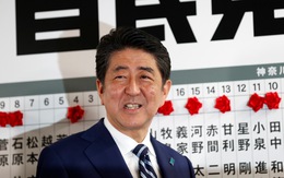 Chứng khoán Tokyo tăng mức kỷ lục khi ông Abe đắc cử