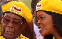 Choáng với những đền bồi để tổng thống Zimbabwe từ chức