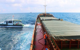 Quảng Nam: tạm giữ tàu hàng cùng 3.000 tấn than trên biển