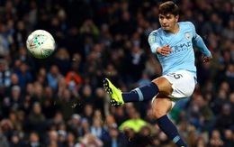 Sao 19 tuổi lập cú đúp đưa Manchester City vào tứ kết League Cup