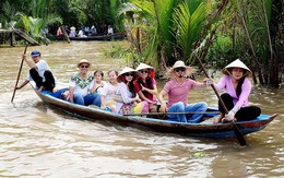 Tin tour du lịch rẻ không tưởng, hàng trăm người bị lừa hơn 6 tỉ