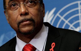 Giám đốc UNAIDS từ chức sớm vì quản lý kém