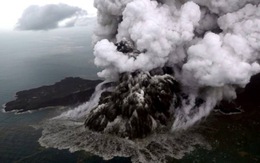 Núi lửa ở Indonesia 'lùn' xuống sau khi gây sóng thần hơn 400 người chết