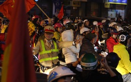 Hơn 1.000 cảnh sát giao thông Hà Nội bảo vệ an ninh trận Việt Nam - Philippines