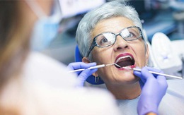 Chăm sóc sức khỏe răng miệng cho người cao tuổi