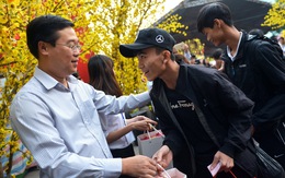 'Chuyến xe mùa xuân' đưa 3.000 sinh viên về quê đón Tết