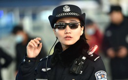 Cảnh sát Trung Quốc đeo 'kính thần' dò tội phạm