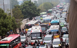 Hà Nội nắn lộ trình 400 xe khách để chống kẹt xe