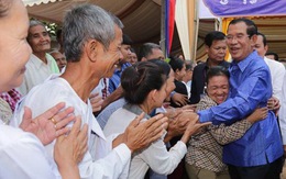Thủ tướng Campuchia hứa thưởng cho tất cả công chức