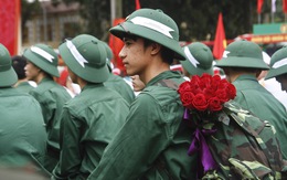 Thủ đô Hà Nội tiễn 3.500 thanh niên lên đường nhập ngũ