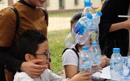 Giới trẻ Hà Nội hưởng ứng chiến dịch loại bỏ rác thải nhựa
