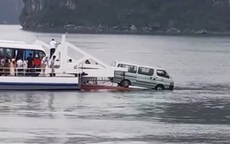 Ôtô suýt rơi xuống biển khi đi phà Gia Luận, Hải Phòng
