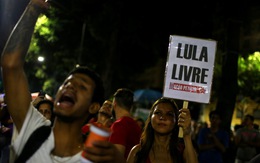 Cựu tổng thống Brazil xin làm giỗ đầu cho vợ trước khi vào tù