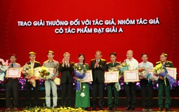 Trao giải thưởng 'Học tập và làm theo tư tưởng, đạo đức, phong cách Hồ Chí Minh'