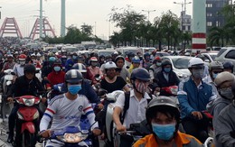 TP.HCM kẹt cứng nhiều tuyến đường ngày đầu đi làm sau nghỉ lễ