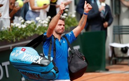 Cựu vô địch Wawrinka chia tay Roland Garros ngay vòng 1