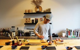 Sinh viên mở nhà hàng Nhật trong ký túc xá
