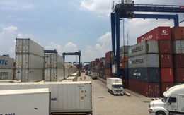 Hải quan muốn 'trục xuất' container phế liệu vô chủ