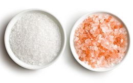 Muối hồng Himalaya có tốt hơn muối ăn thông thường?