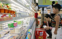 Người Việt giảm mua hàng tiêu dùng nhanh