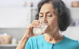 Sữa - Thực phẩm quan trọng đối với người cao tuổi