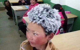 ‘Cậu bé đông đá’ làm rơi lệ cư dân mạng Trung Quốc