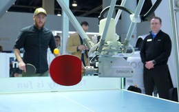 Ấn tượng với robot chơi bóng bàn tại CES 2018