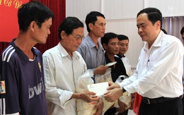 Mặt trận tổ quốc VN tặng quà tết tại Cần Thơ, Hậu Giang