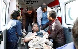 Đánh bom xe cứu thương ở Afghanistan, ít nhất 95 chết