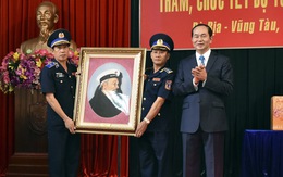 Chủ tịch nước chúc Tết cảnh sát biển, Mẹ Việt Nam Anh hùng