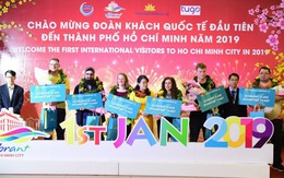 TP.HCM đón những vị khách "xông đất" năm 2019