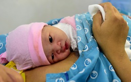 4 bé chào đời đúng thời khắc giao thừa ở TP.HCM