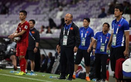 Ông Park lo Công Phượng bị thẻ phạt khi va chạm với cầu thủ Yemen