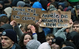 150.000 người châu Âu xuống đường phản đối khủng hoảng khí hậu