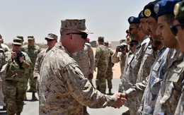Mỹ rầm rộ chuyển vũ khí, điều thêm 1.800 quân đến Saudi Arabia