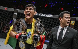 Đánh bại đối thủ bằng cú xoay người đánh chỏ, võ sĩ Myanmar được thế giới ngưỡng mộ