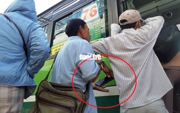 Vạch trần thủ đoạn 'dàn trận' móc túi khách đi xe buýt trước KDL Suối Tiên