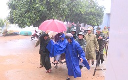 Quảng Ngãi huy động bộ đội giúp dân chống bão số 6